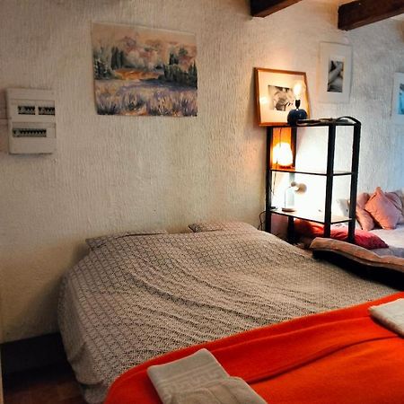 Pigeonnier Pour Voyageurs Apartment Le Vigan  Exterior photo